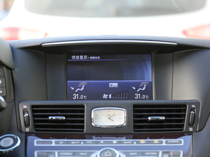 2019款2.0T 豪华版 中控台显示屏