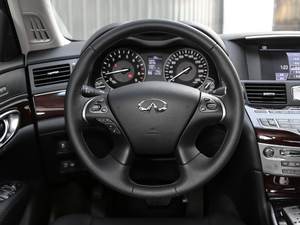 2019款2.0T 悦享版 PLUS 方向盘