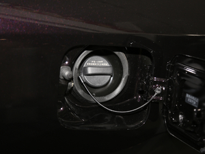 2019款2.0T 精英版 PLUS 细节外观