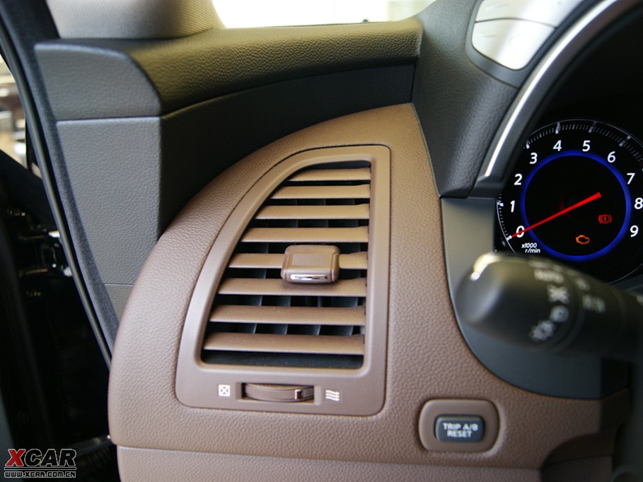 2009��Ӣ�����QX70 50 S