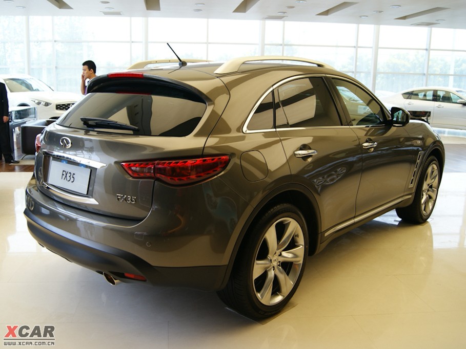 2009ӢQX70 35 Խ