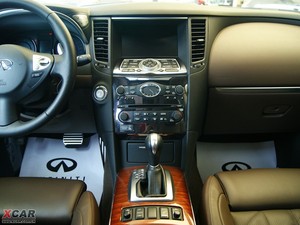 2009款50 S 中控台
