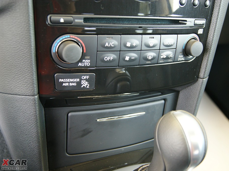 2009��Ӣ�����QX70 35 ��Խ��