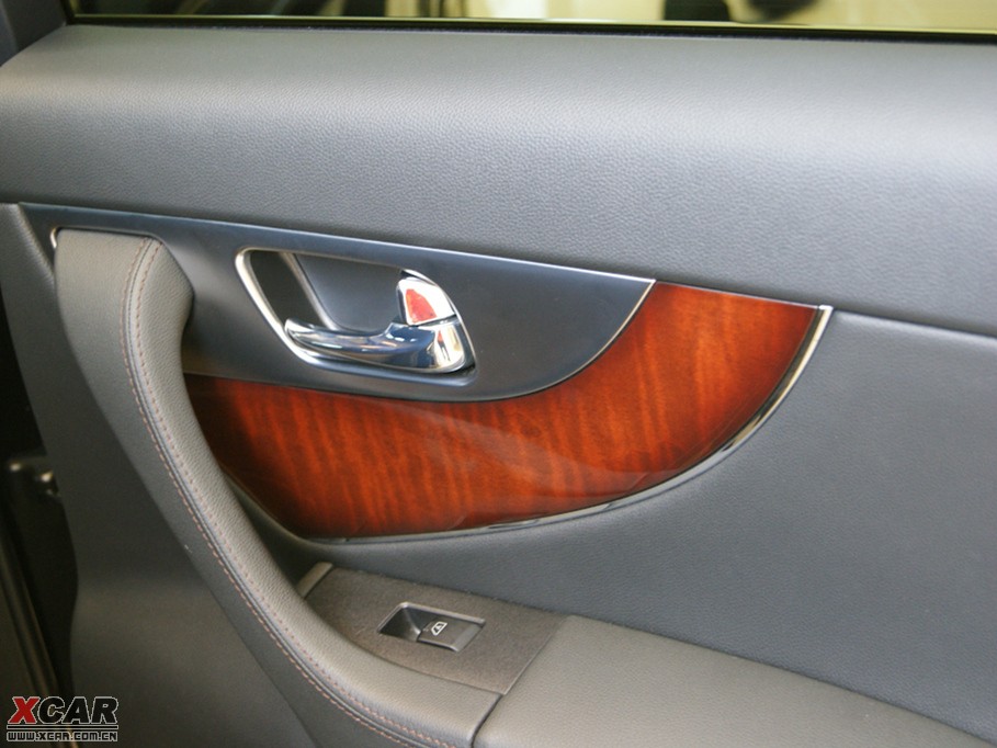 2009��Ӣ�����QX70 50 S