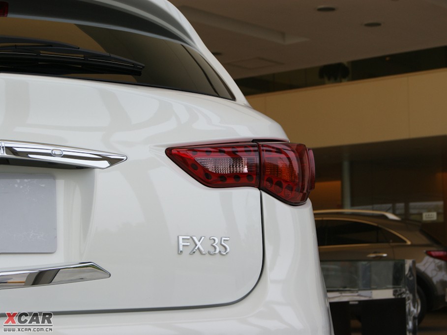 2009ӢQX70 35 Խ