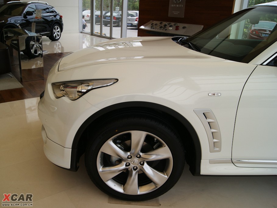 2009ӢQX70 35 Խ
