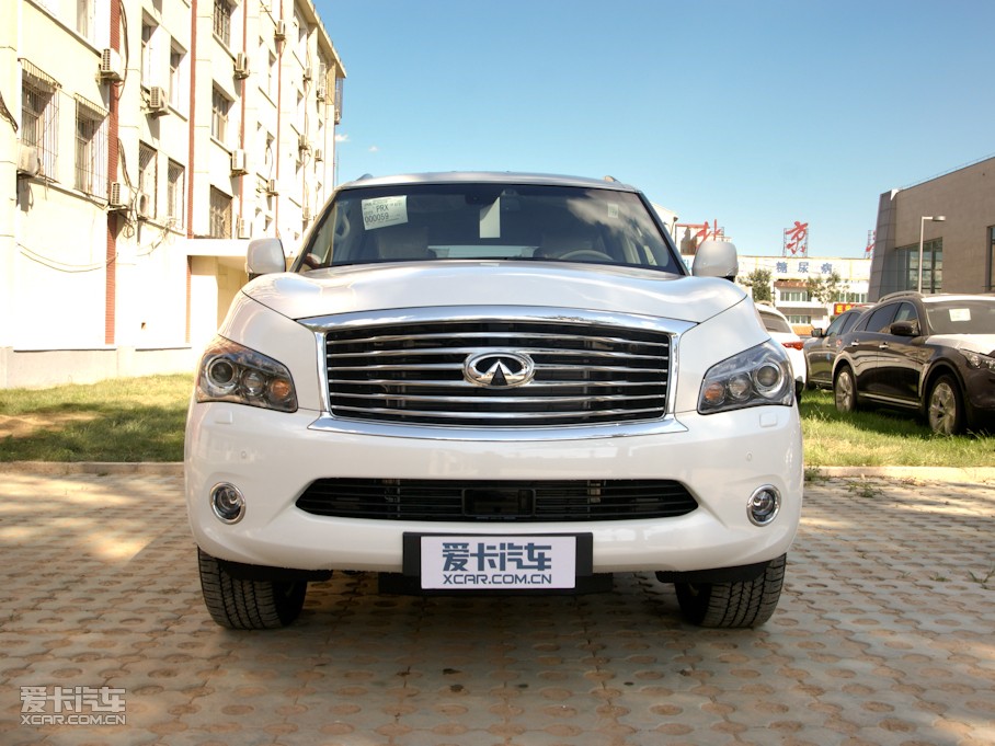 2011ӢQX80 56