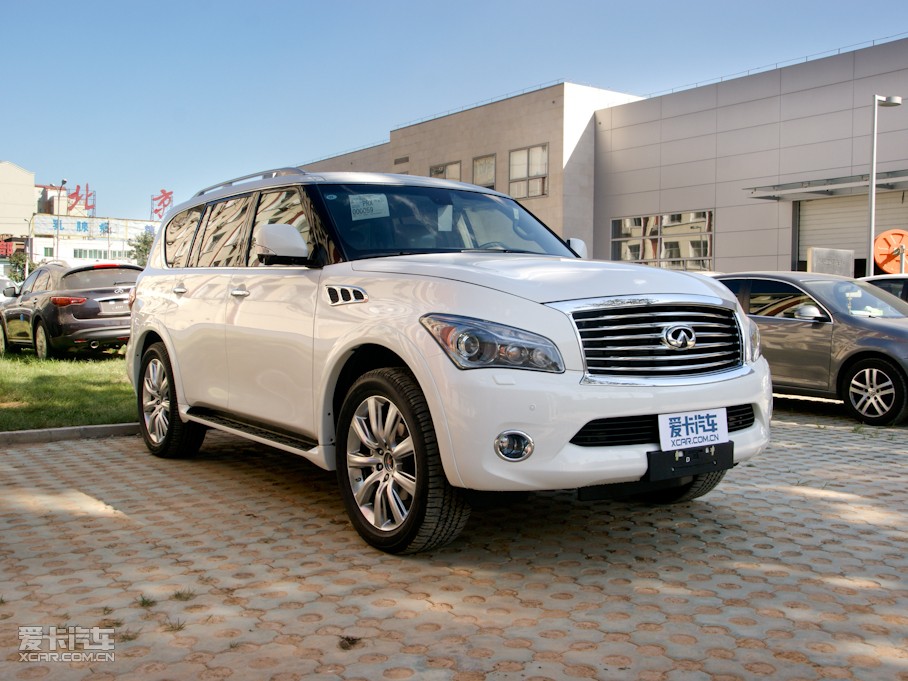 2011ӢQX80 56
