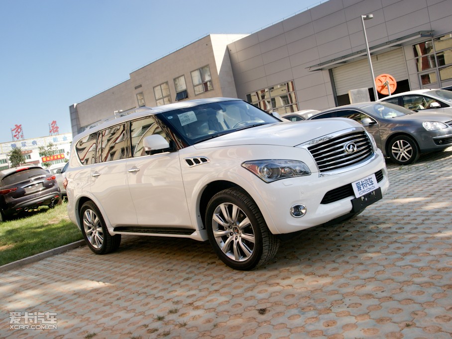 2011ӢQX80 56