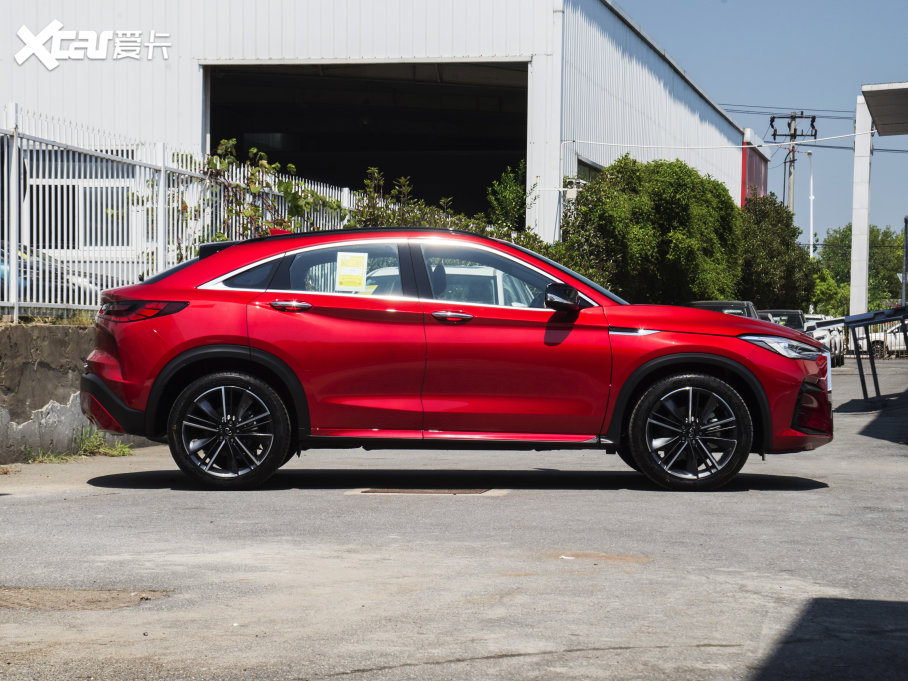 2022ӢQX55 2.0T (q)ҫ