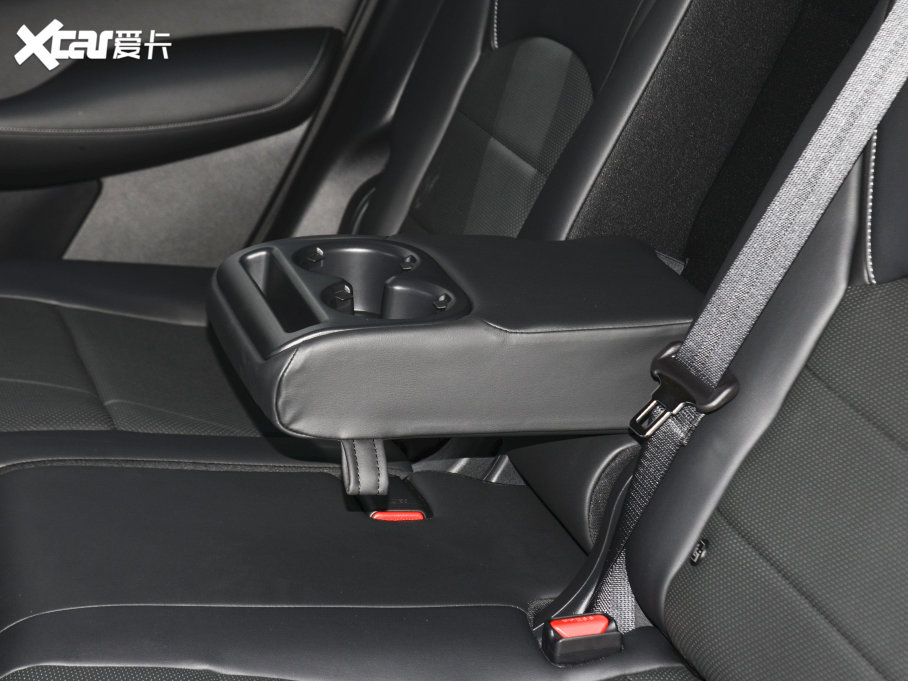 2022ӢQX55 2.0T (q)ҫ