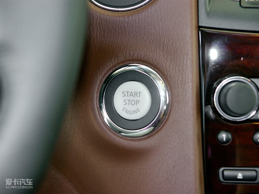 2009ӢQX50(M(jn)) 35 L(fng)а