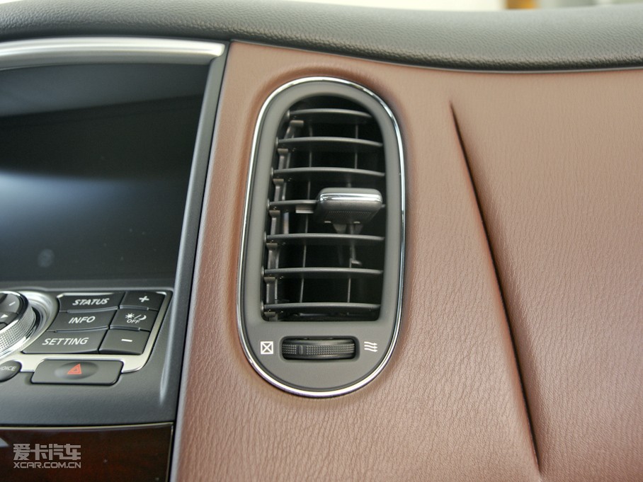 2009ӢQX50(M) 35 Lа