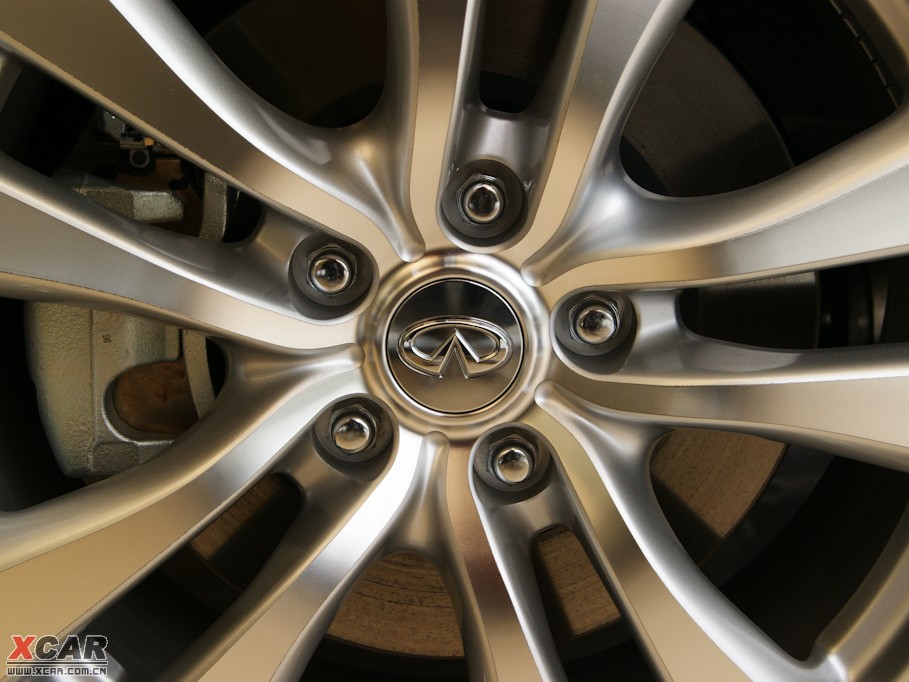 2009��Ӣ�����Q70L M35 ��(bi��o)��(zh��n)��