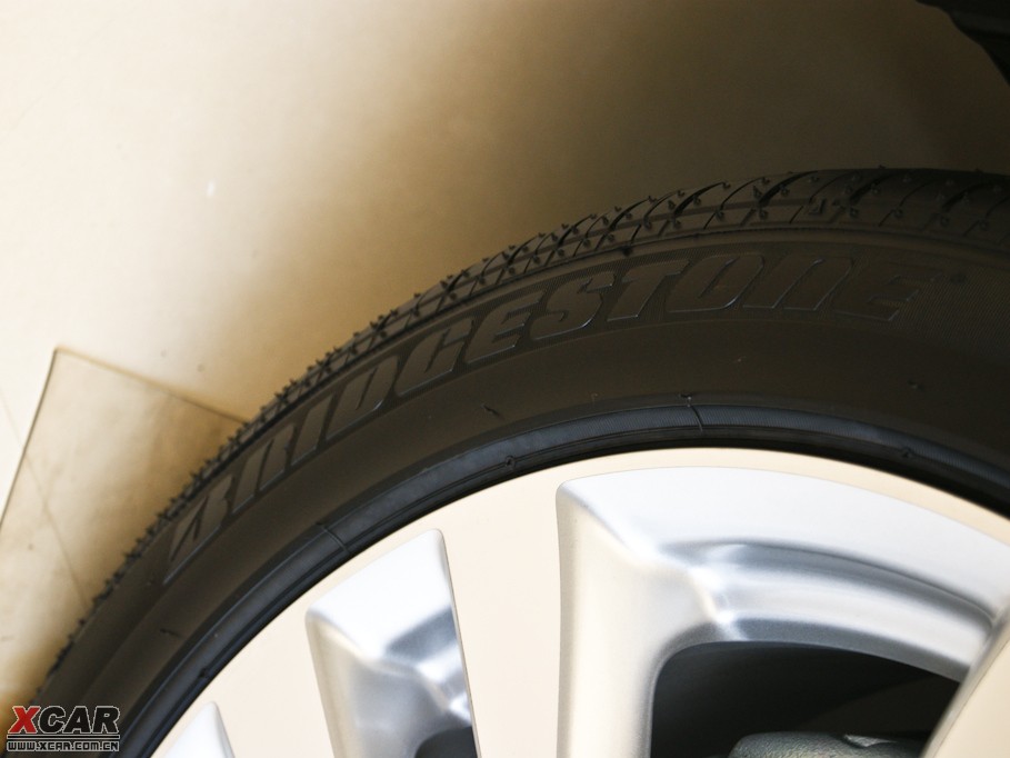 2009��Ӣ�����Q70L M35 �˜ʰ�