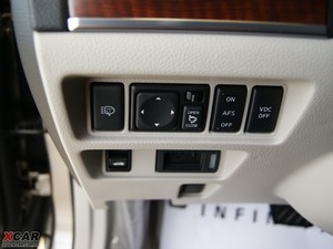 2009款M35 标准版 中控区