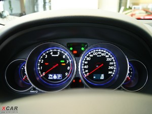 2009款M35 标准版 仪表