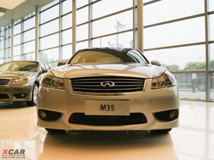 2009款M35 标准版 整体外观