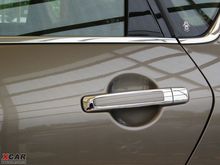 2009��Ӣ�����Q70L M35 �˜ʰ�