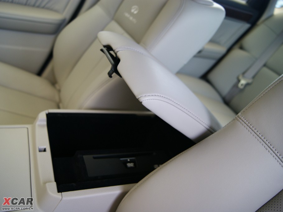 2009��Ӣ�����Q70L M35 ��(bi��o)��(zh��n)��