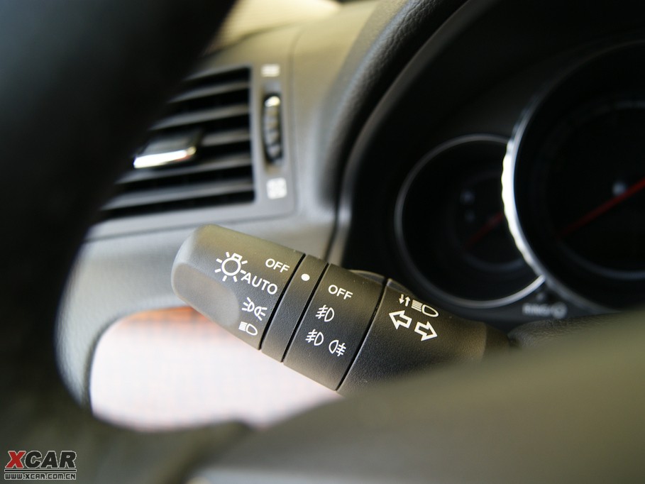 2009��Ӣ�����Q70L M35 �˜ʰ�