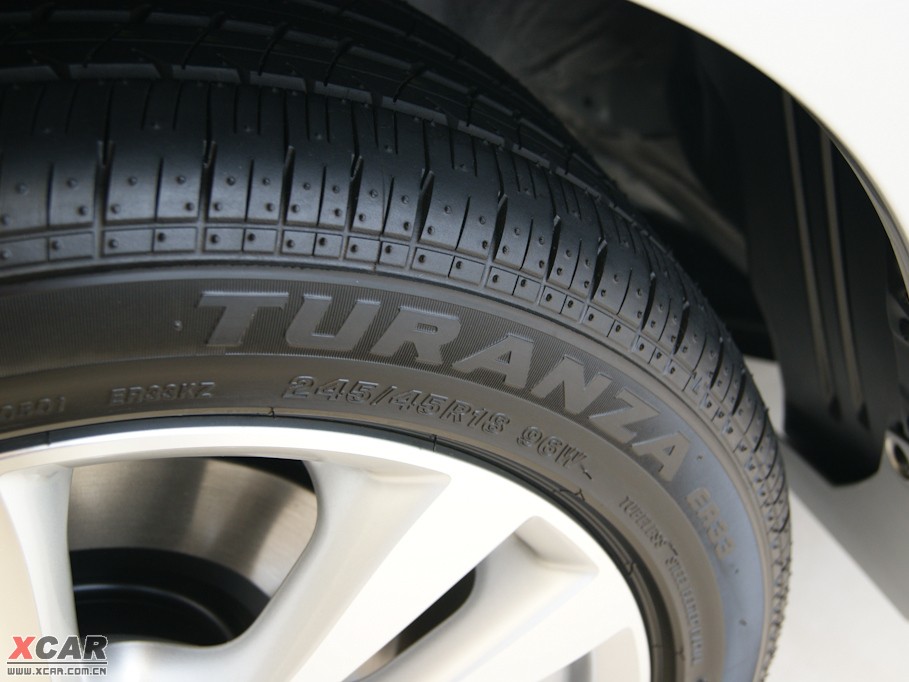 2009��Ӣ�����Q70L M35 �˜ʰ�