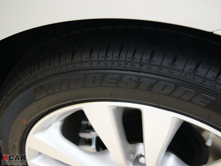 2009��Ӣ�����Q70L M35 �˜ʰ�