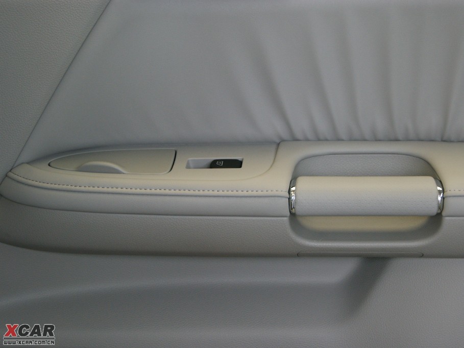 2009��Ӣ�����Q70L M35 �˜ʰ�