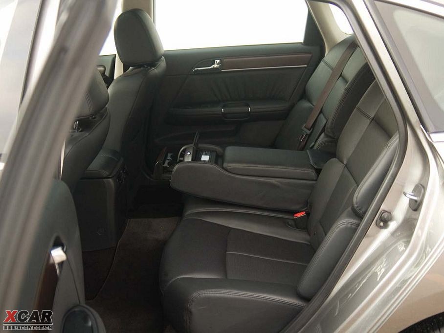 2009��Ӣ�����Q70L 