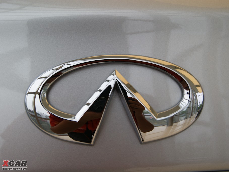 2009��Ӣ�����Q70L M35 �˜ʰ�