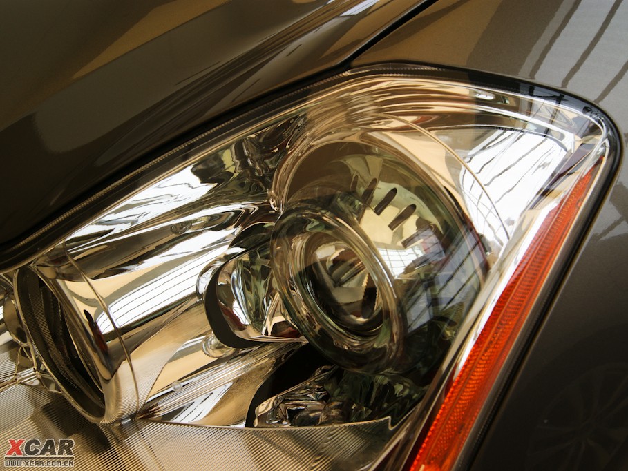 2009��Ӣ�����Q70L M35 �˜ʰ�