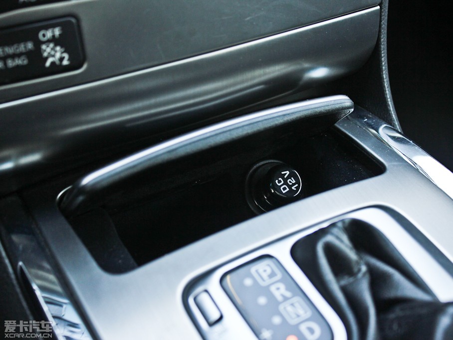 2010��Ӣ�����Gϵ G25 ���A�\�Ӱ�