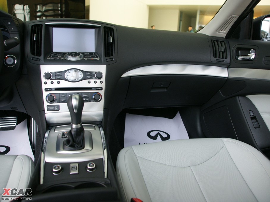 2010ӢQ60 37 Ӳ픳̴ľ