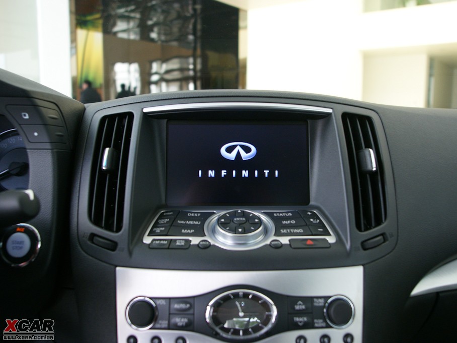 2010��Ӣ�����Q60 37 Ӳ픳�����̴ľ��