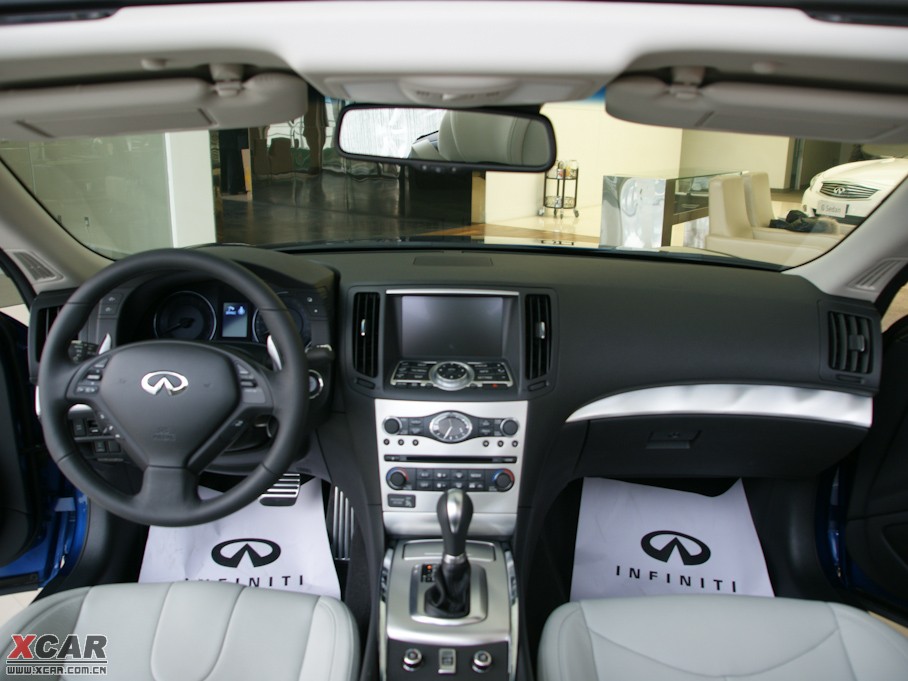 2010��Ӣ�����Q60 37 Ӳ픳�����̴ľ��