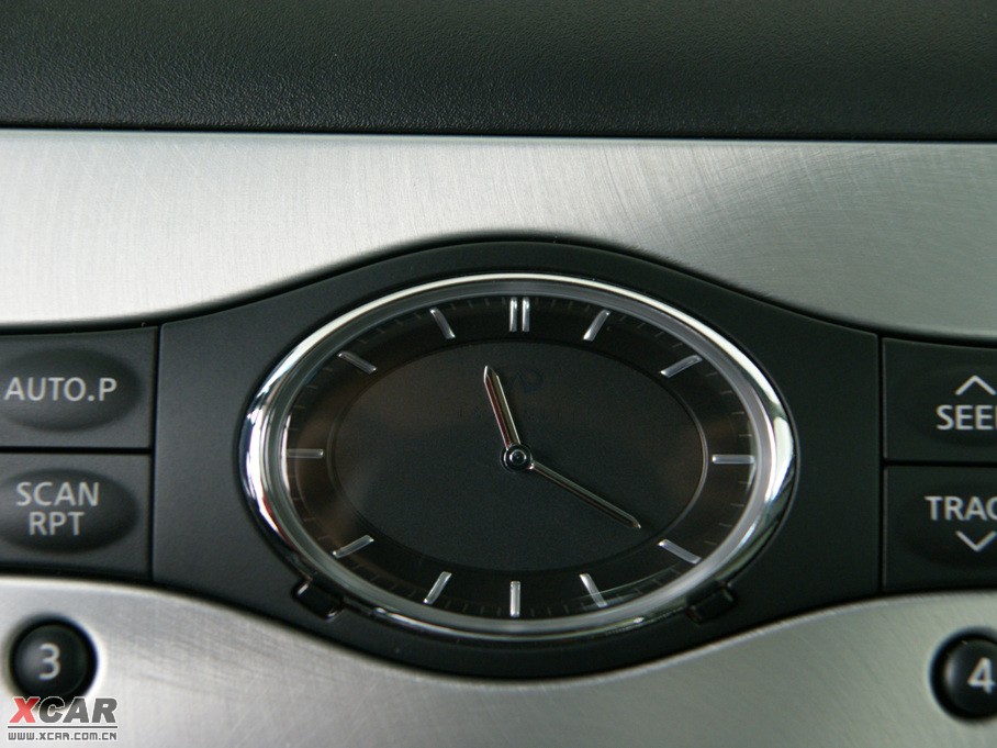 2010��Ӣ�����Q60 37 Ӳ픳�����̴ľ��