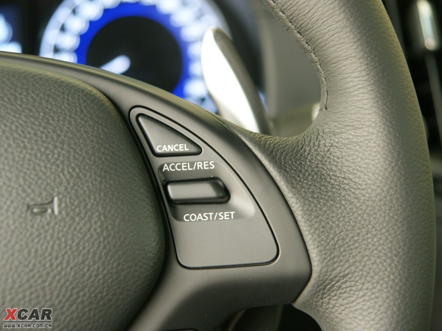 2010ӢQ60 37 Ӳ픳̴ľ