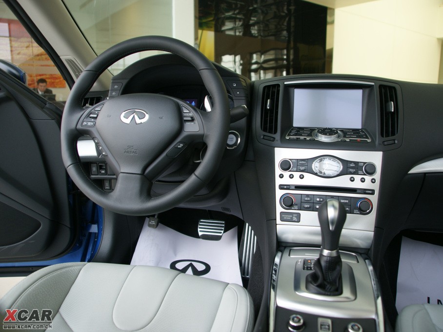 2010ӢQ60 37 Ӳ픳̴ľ