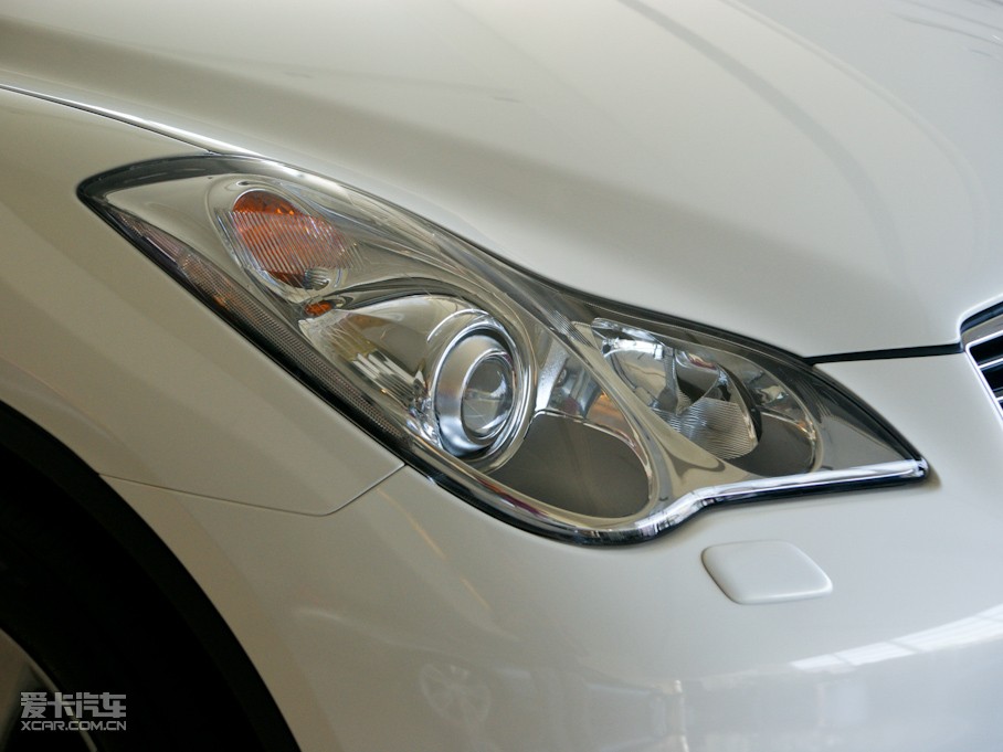 2010ӢQX50(M(jn)) 25 Ű