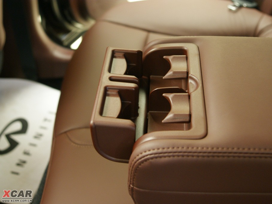 2010ӢQX50(M(jn)) 25 (yu)Ű