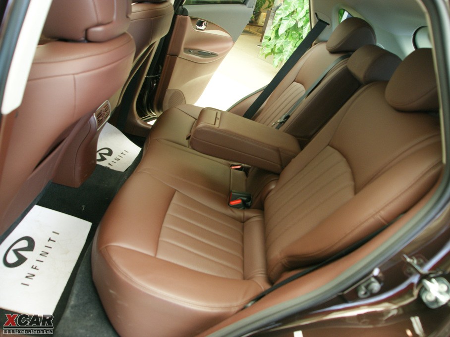 2010ӢQX50(M(jn)) 25 (yu)Ű