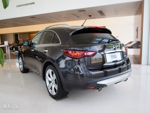 2010款50 S 左后45度