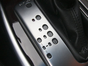 2011款M37 中控区