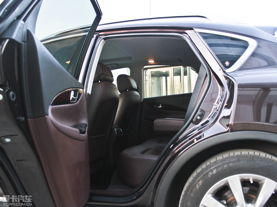 2011ӢQX50(M(jn)) 25 Ű