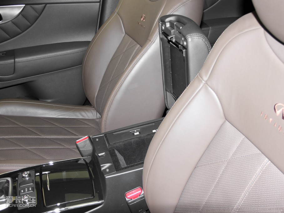 2011ӢQX70 35 И(bio)(zhn)