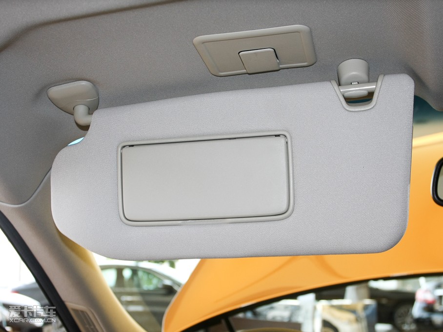 2011��Ӣ�����QX70 35 ���И˜ʰ�