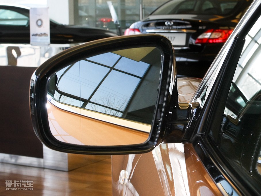 2011ӢQX70 35 И˜ʰ