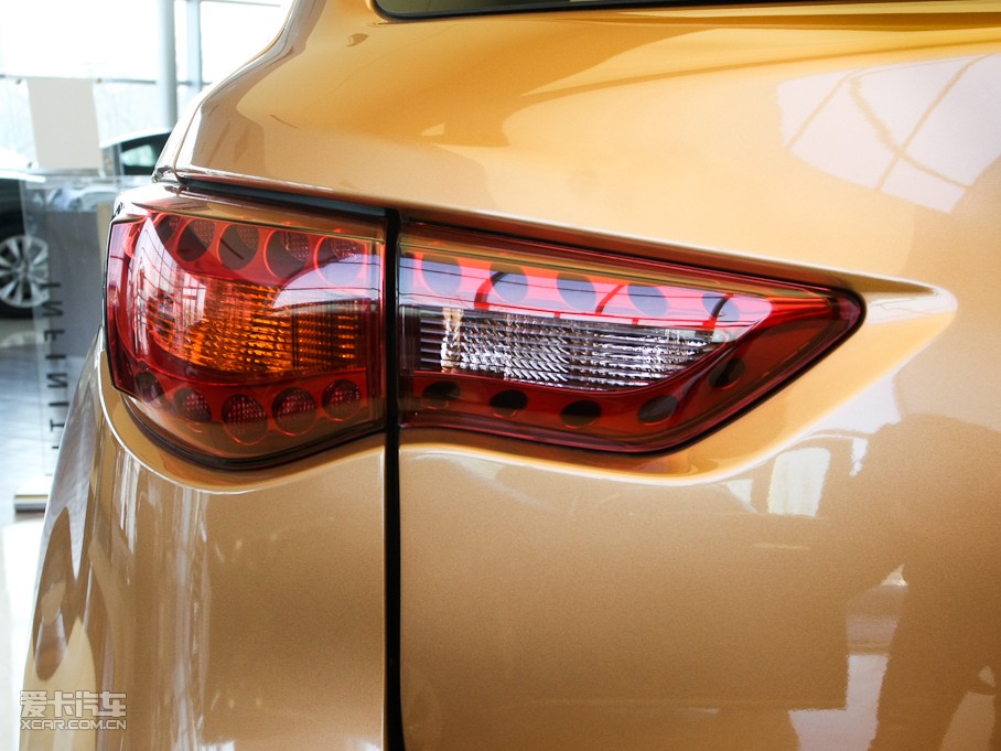 2011ӢQX70 35 И˜ʰ