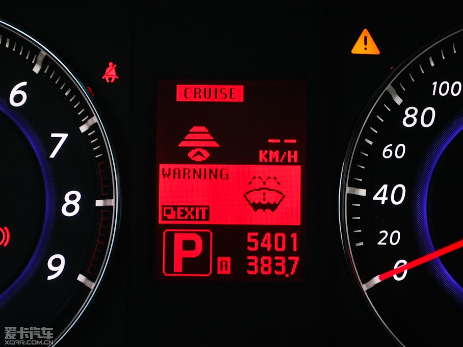 2011��Ӣ�����QX70 35 ���г�Խ��