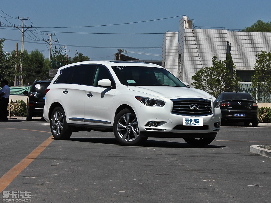 2013ӢQX60(M) 35 ׿Խ